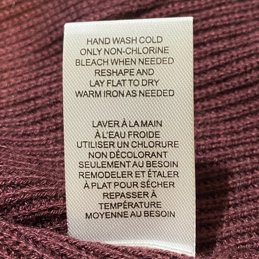 T Tahari Burgundy Cardigan open front 6% cashmere woman’s size large